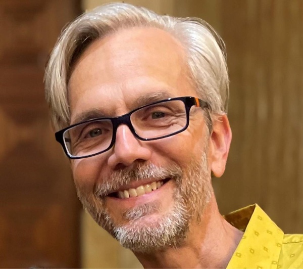 Tom Akiva