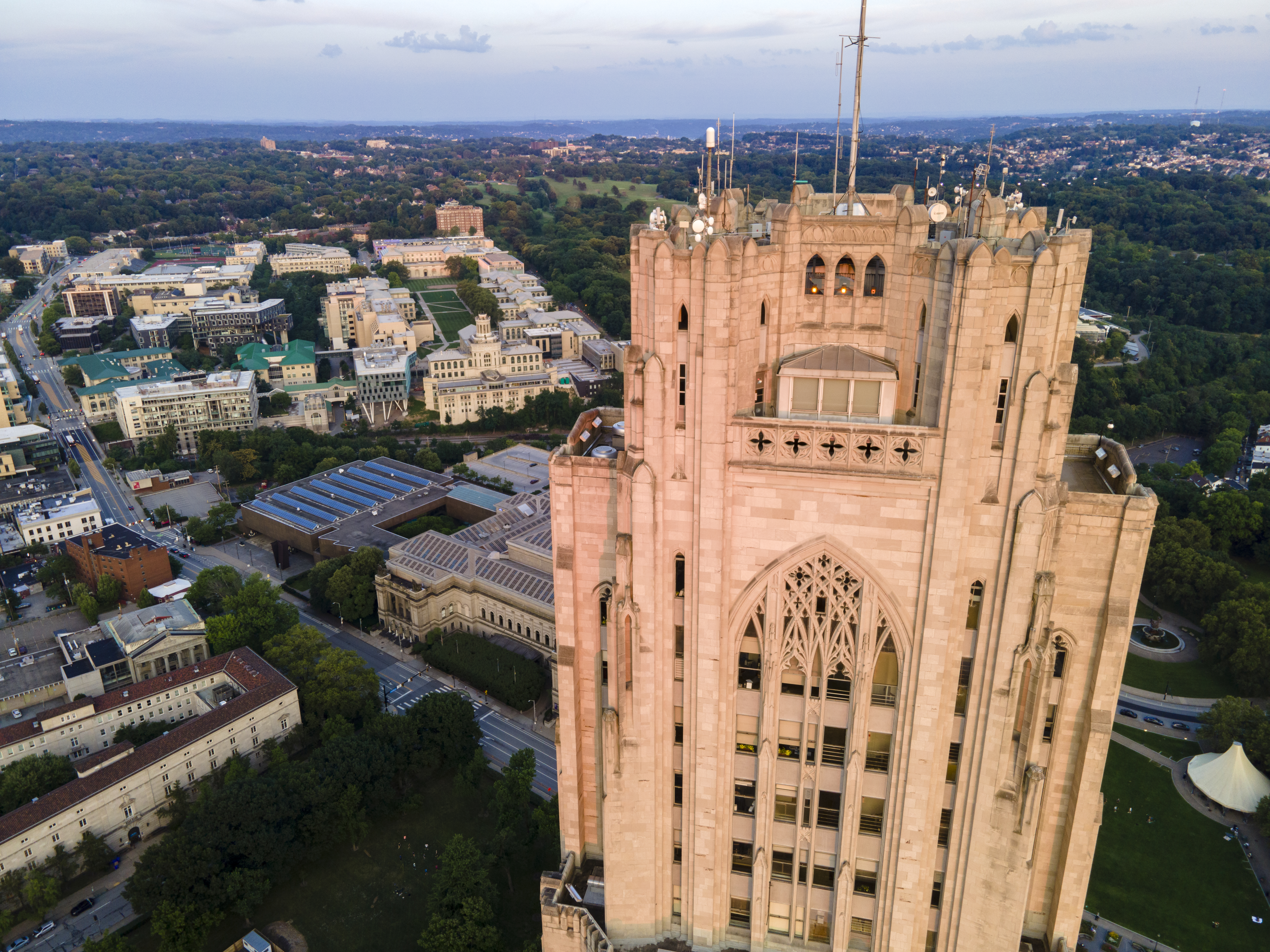 Bird's-eye view of Oakland featuring the Cathedral of Learning