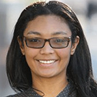 Janelle Levy headshot