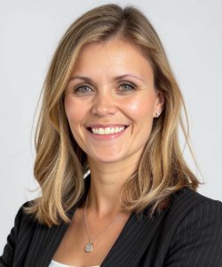 Jana Bonds headshot
